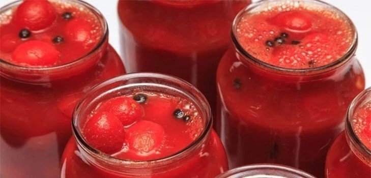 Помидор черри в томатном соке на зиму