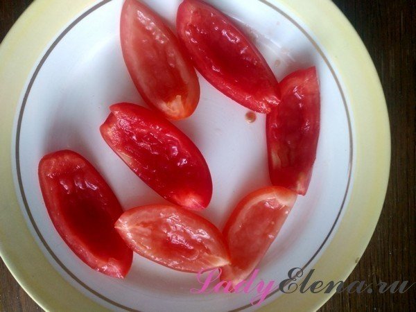 Вяленый помидоры на тарелке